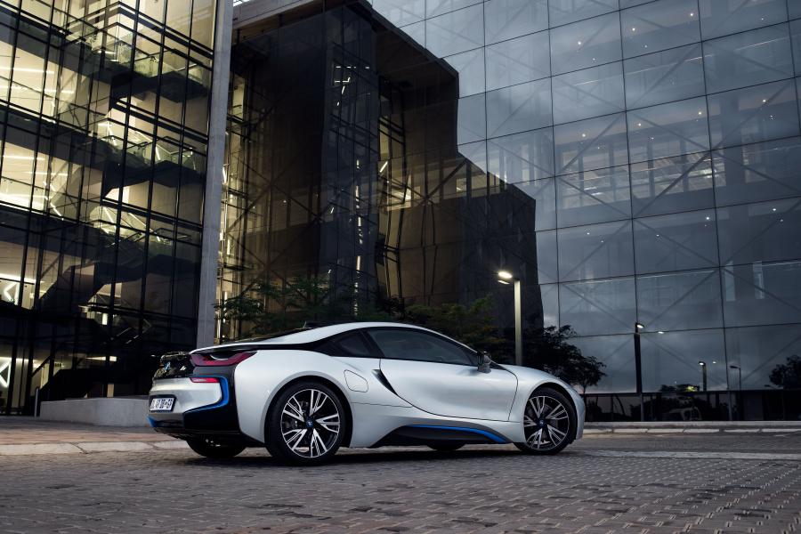  BMW i8 2015 года  (ZA) (фото 22 из 30)